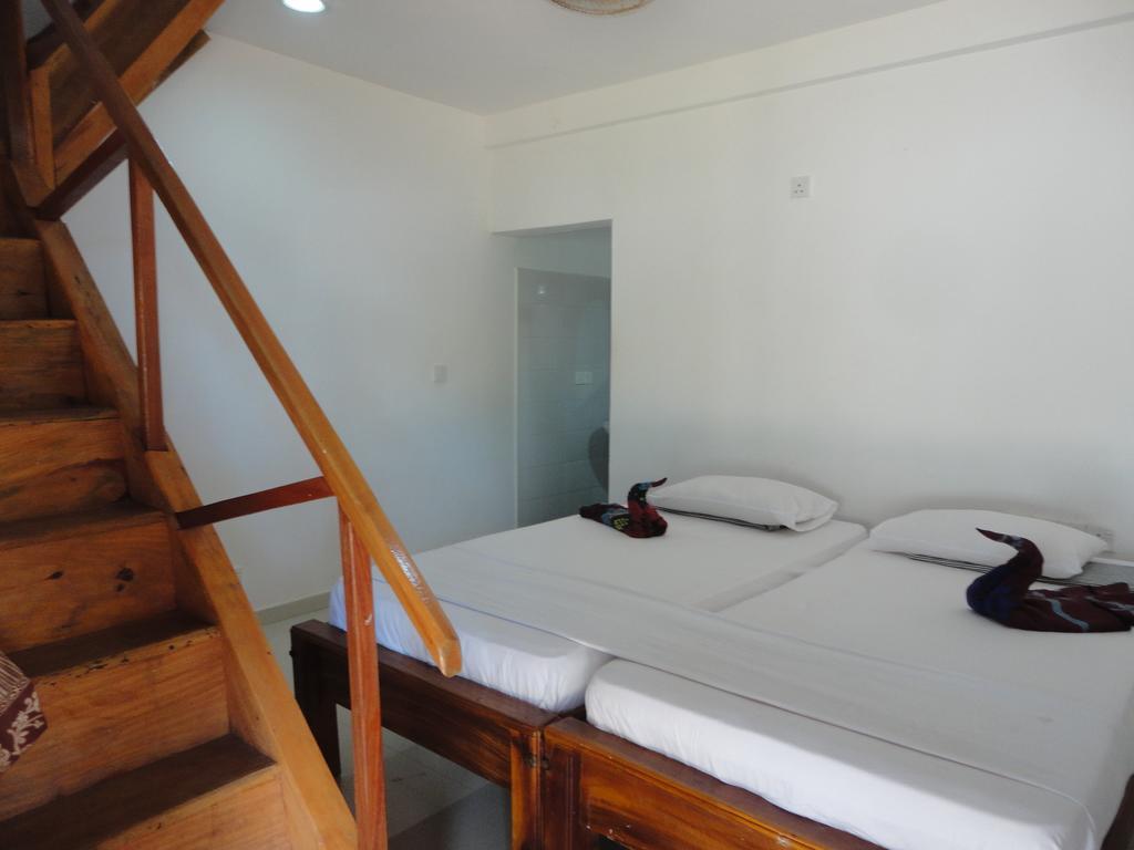 Yoho Hotel Arugambay Beach Inn Arugam Bay Pokój zdjęcie