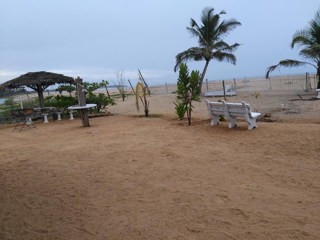 Yoho Hotel Arugambay Beach Inn Arugam Bay Zewnętrze zdjęcie